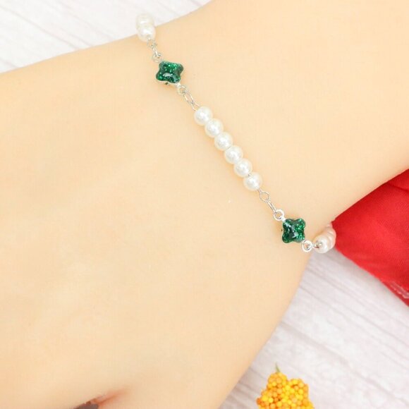 "Trendy Handmade Bracelet – A Thoughtful Gift for Girls & Women | UNVRC1464 - Picture 4 of 10